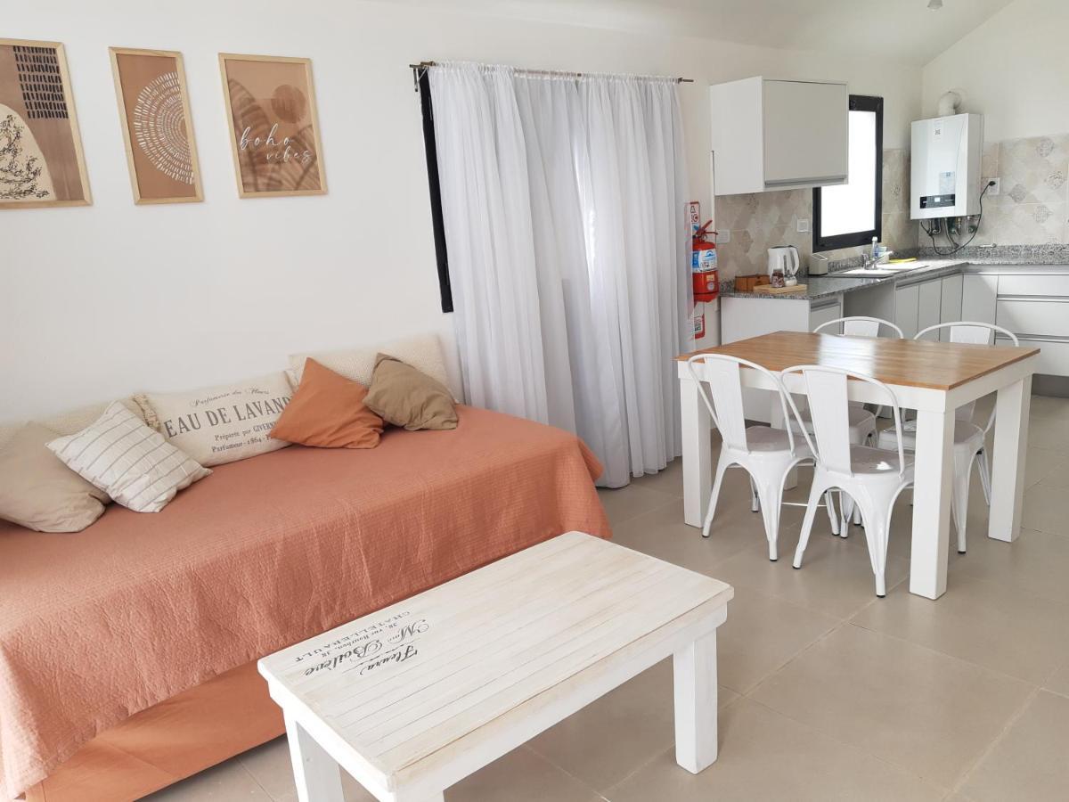 Apartamento Casa A Estrenar! Muy Cerca De La Terminal De Bus El Calafate Exterior foto